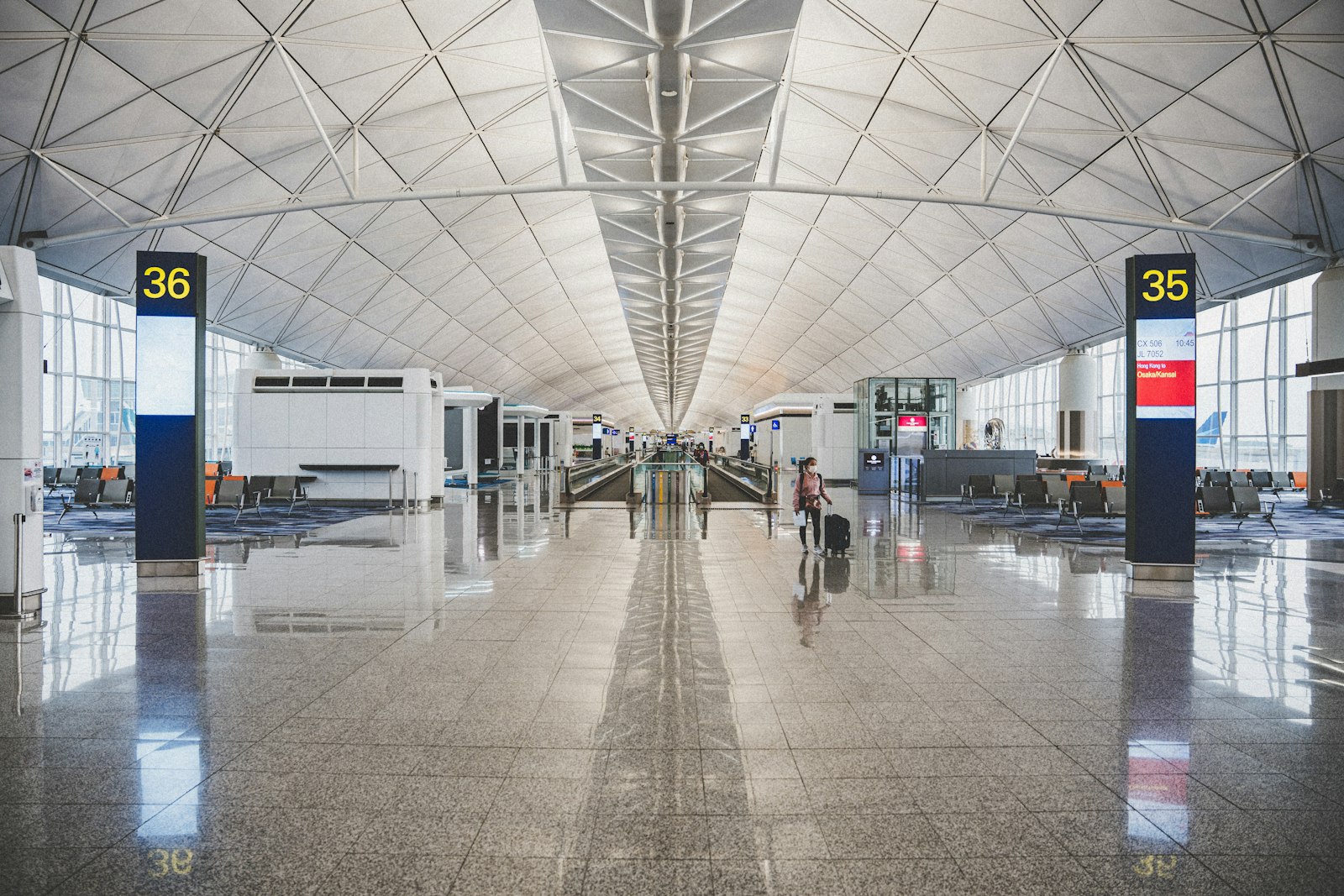 Private Airport Transfers for Corporate Groups in Europe: A Planner's Guide