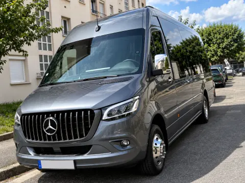 Minibus
